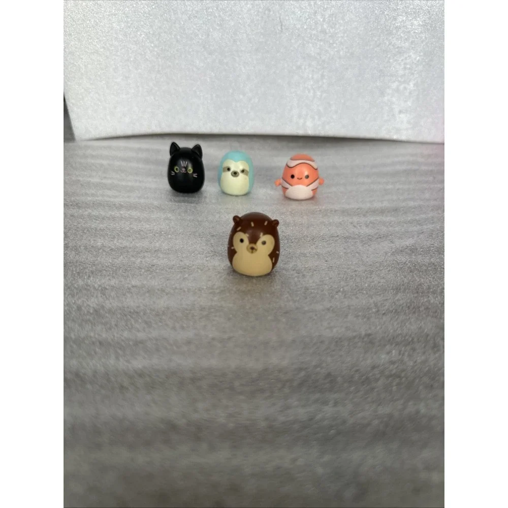 Squishmallows Mini Hans‎ Ricky Jamal Hedgehog Fish Sloth Cat